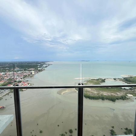 Silverscape Seaview Residences Melaka מראה חיצוני תמונה